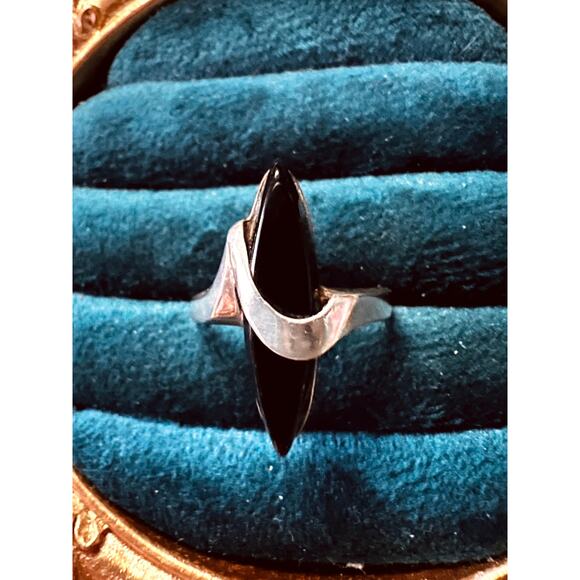 MCI Sterling Silver Onyx Ring Size 7.5 Modernist Design Signed 925 EXC 5g - Picture 1 of 10